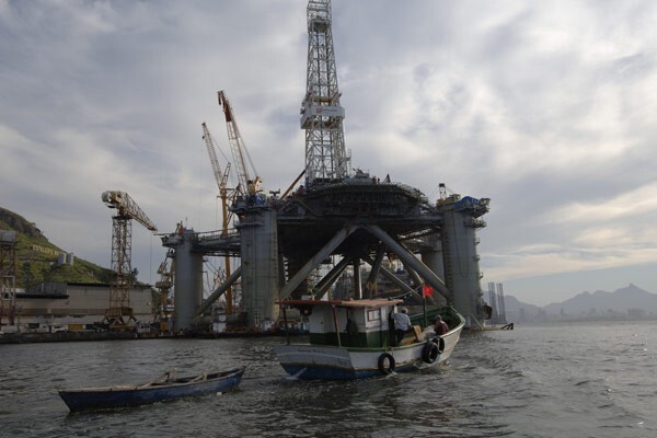 Ayisha Abraham-miss_mask