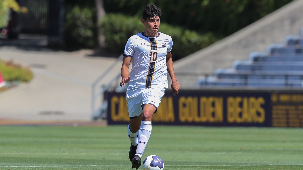 Jonathan Estrada (soccer)