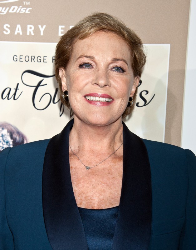 Julie Andrews Facts, Bio, Career, Net Worth AidWiki