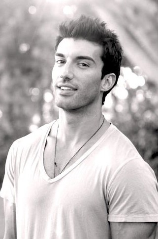 Justin Baldoni - Facts, Bio, Career, Net Worth | AidWiki