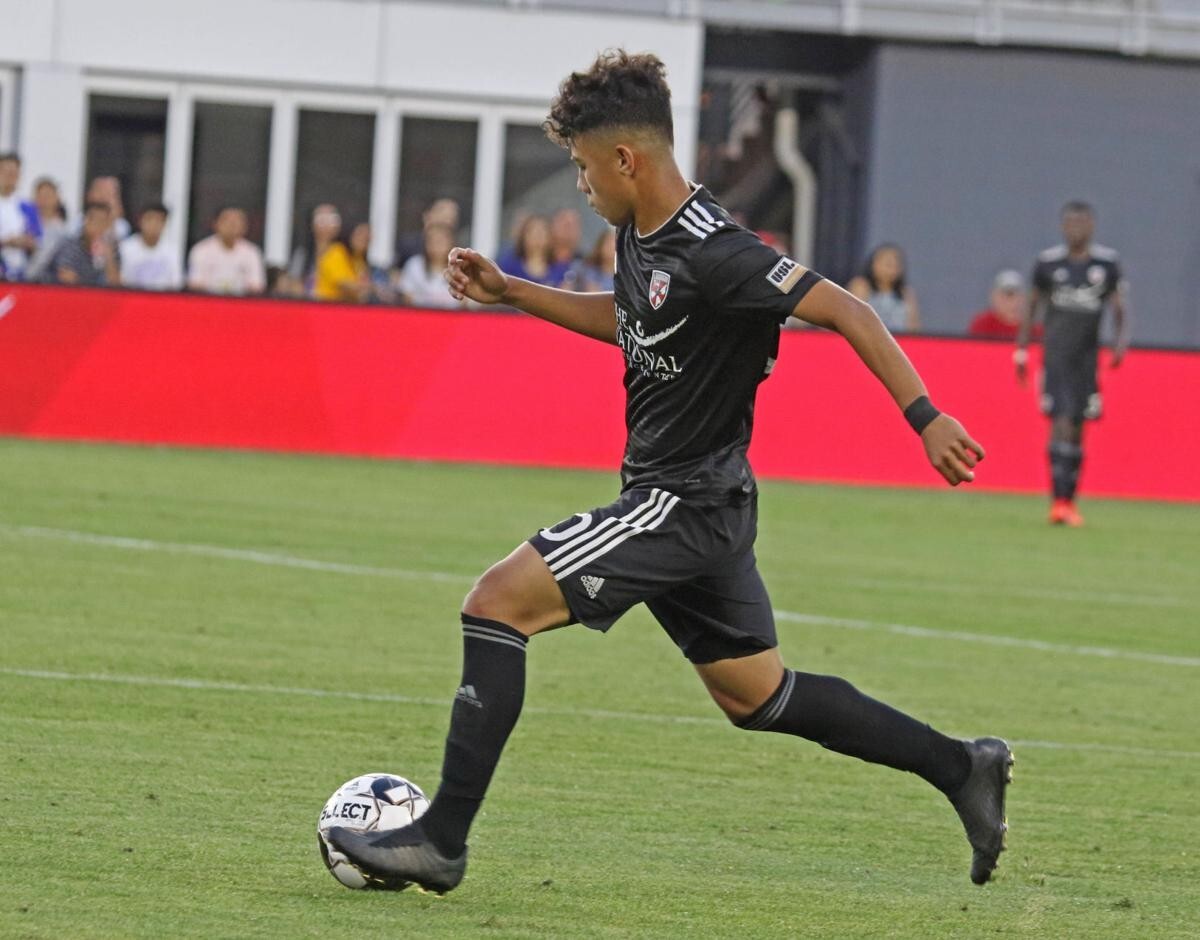 Nelson Martinez (soccer)