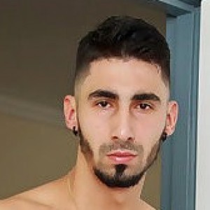 Julian facts bio career net worth aidwiki