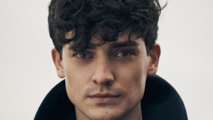 Aneurin Barnard