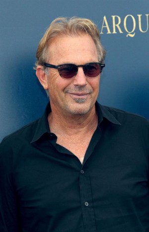 Kevin Costner-cbgolddddd