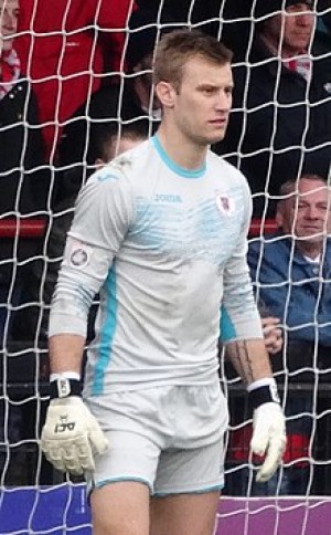 Laurie Walker (Footballer)