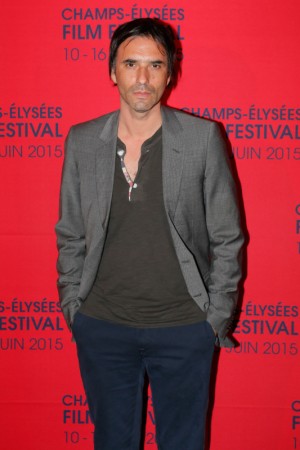 Samuel Benchetrit-ava_bloom