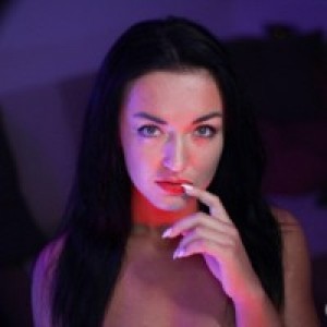 Zuzu Sweet - Facts, Bio, Career, Net Worth | AidWiki